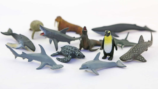 Cold Ocean Animals Figurine Set (12 Pack)