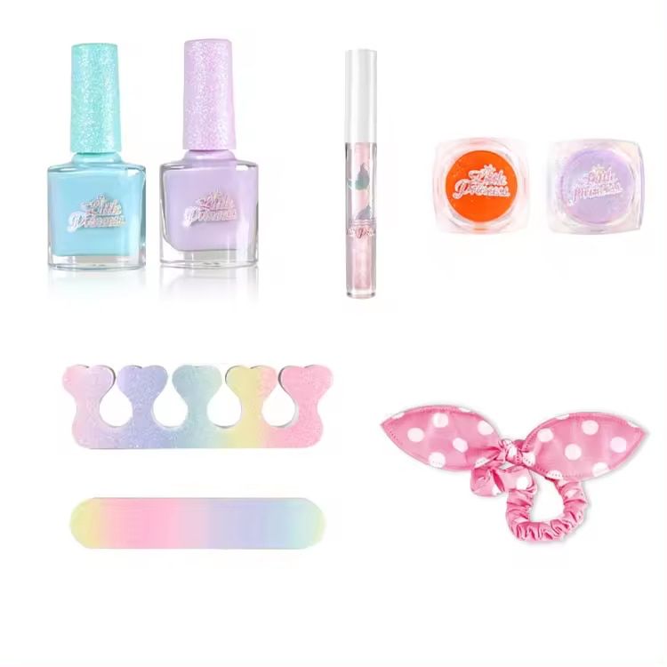 Total Glitter Kids’ Makeup Set