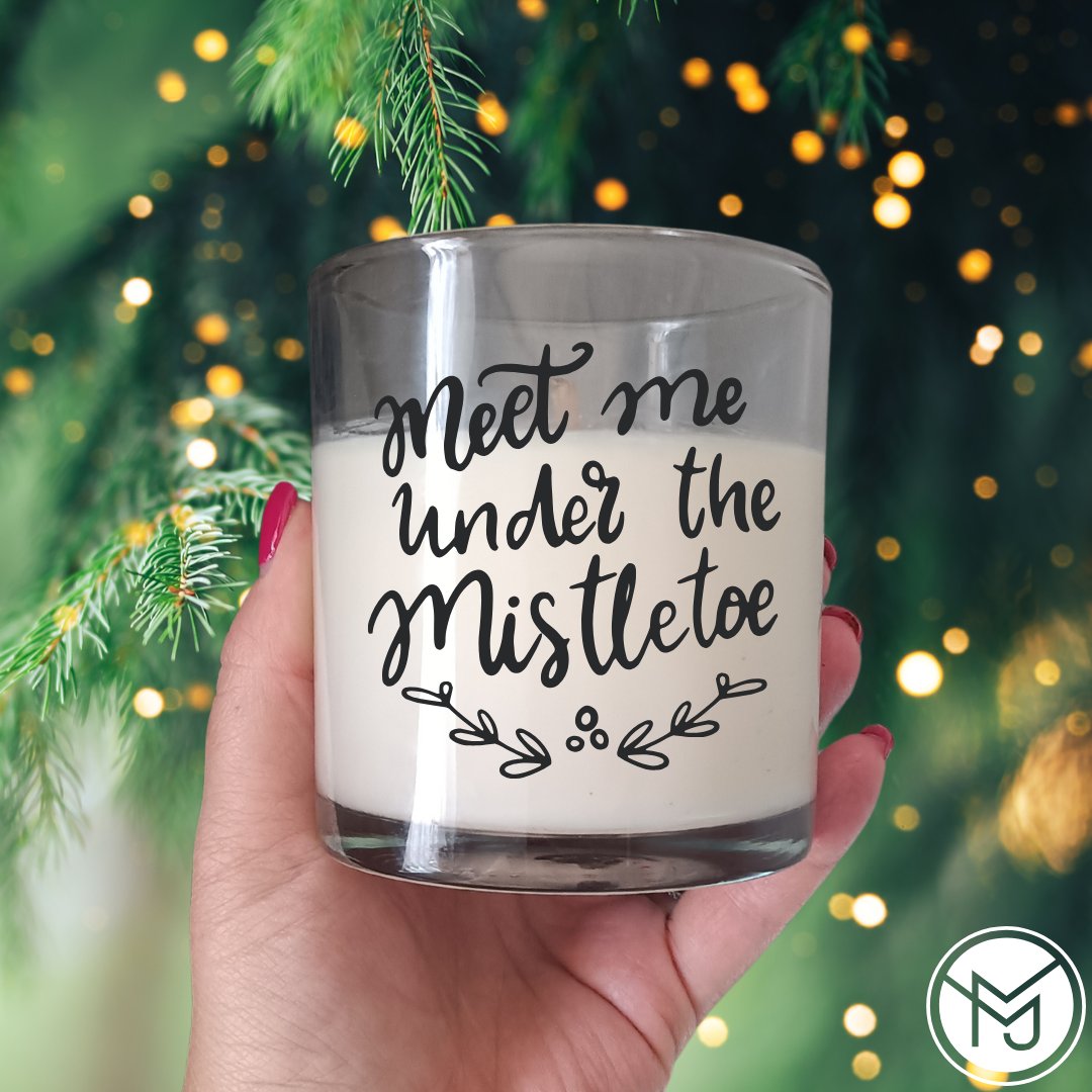 Meet Me Under The Mistletoe Soy Candle – 200ml